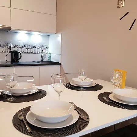 Miodowy Dom * コウォブジェク